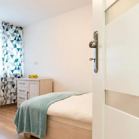 Pod Swierkiem - Pet Friendly - 2 Osobne Dla Max 5 Osob - Space Еленя-Гура