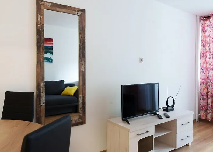 Pod Swierkiem - Pet Friendly - 2 Osobne Dla Max 5 Osob - Space Apartment Jelenia Góra